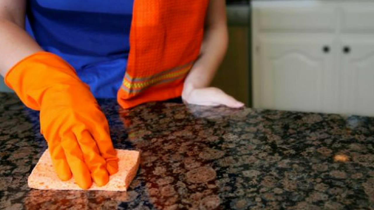 Cómo limpiar el mármol: los trucos para pulirlo y conservarlo