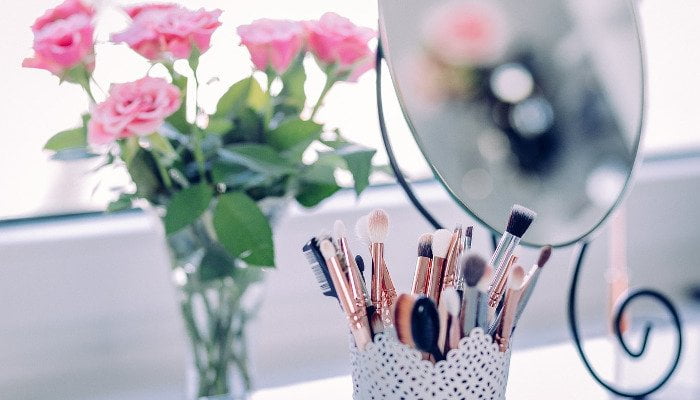 Maquillaje, los 10 secretos para limpiar correctamente las herramientas de maquillaje