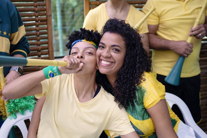 Mujeres animan a Brasil en el Mundial
